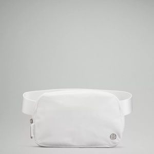 Lululemon everywhere belt bag, white